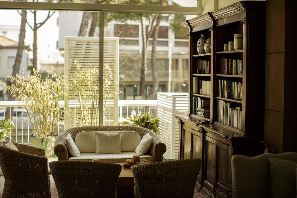 Hotel Saraceno Milano Marittima Exterior foto